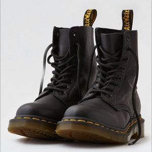 Dr. Martens Women's 1460 Pascal Boots